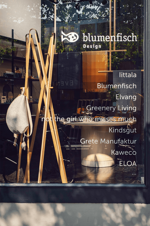 Blumenfisch Store Berlin-Tempelhof – Dein Ziel für kreative Flaschengärten und handgemachte Wohnaccessoires in der Geneststraße 5.
